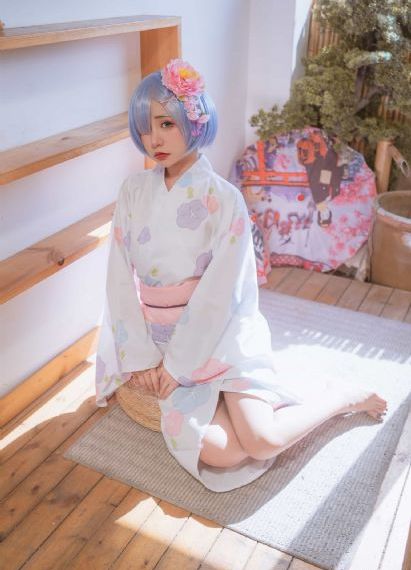 手提箱杀手：梅兰妮·麦奎尔的故事-琪琪电影视频大全